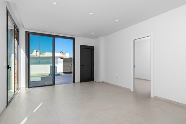 Medium property photo - Avenida la Venta 132, 03190 Pilar de la Horadada